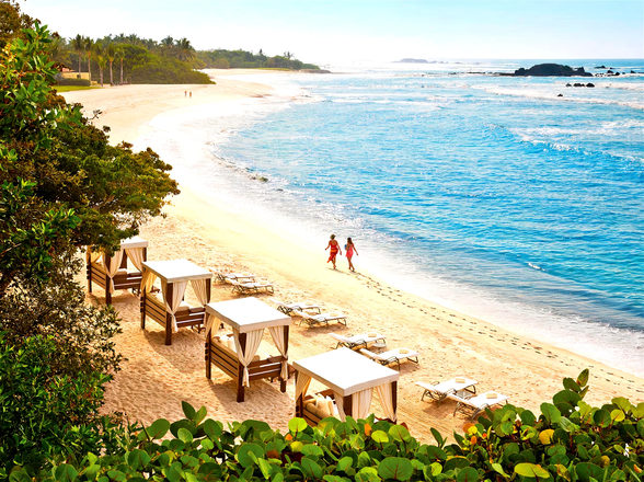 Punta Mita Skies