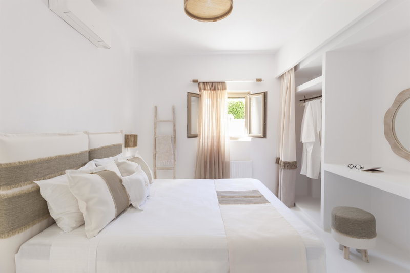 Picturesque Paros, Paros, Greece, photo 16 of 28