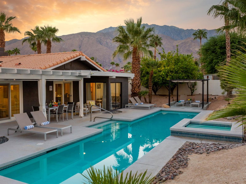 Stylish Palm Springs, Palm Springs, United States of America, photo 2 of 25