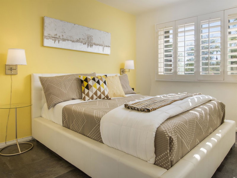 Stylish Palm Springs, Palm Springs, United States of America, photo 16 of 25