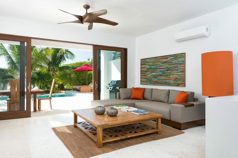 Turtle Cove Romance, Turks & Caicos, Turks and Caicos Islands, photo 3 of 19