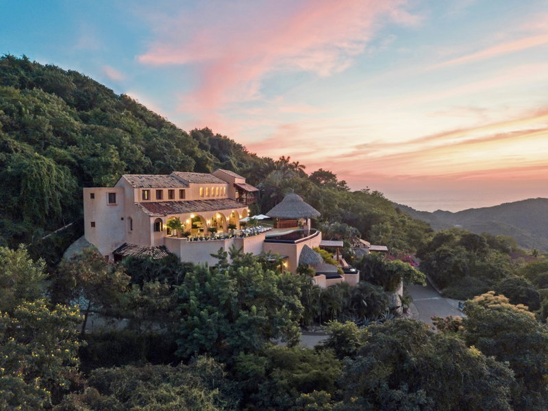 Mexican Pacific Paradise, Zihuatanejo, Mexico, photo 4 of 21