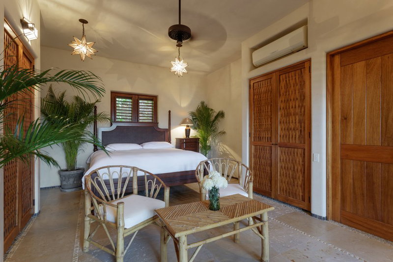 Mexican Pacific Paradise, Zihuatanejo, Mexico, photo 12 of 21