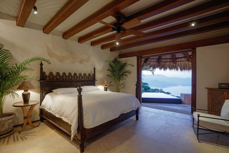 Mexican Pacific Paradise, Zihuatanejo, Mexico, photo 14 of 21