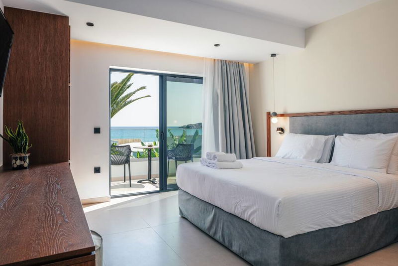 Del Mare Apts 104