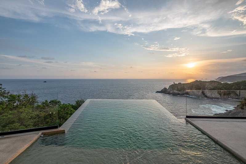 Costa Grande Paradise, Zihuatanejo, Mexico, photo 7 of 24