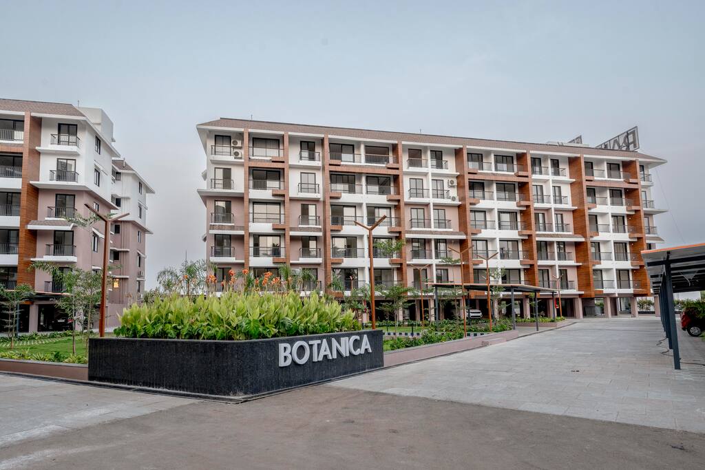 Aurum | 1BHK | Nr Beach photo 3