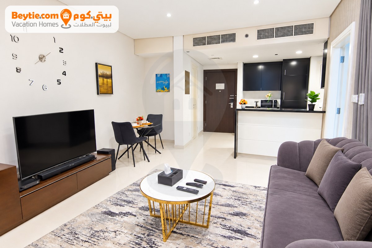An Opulent Fully Furnished 1 Bedroom Apartment in Cour Jardin