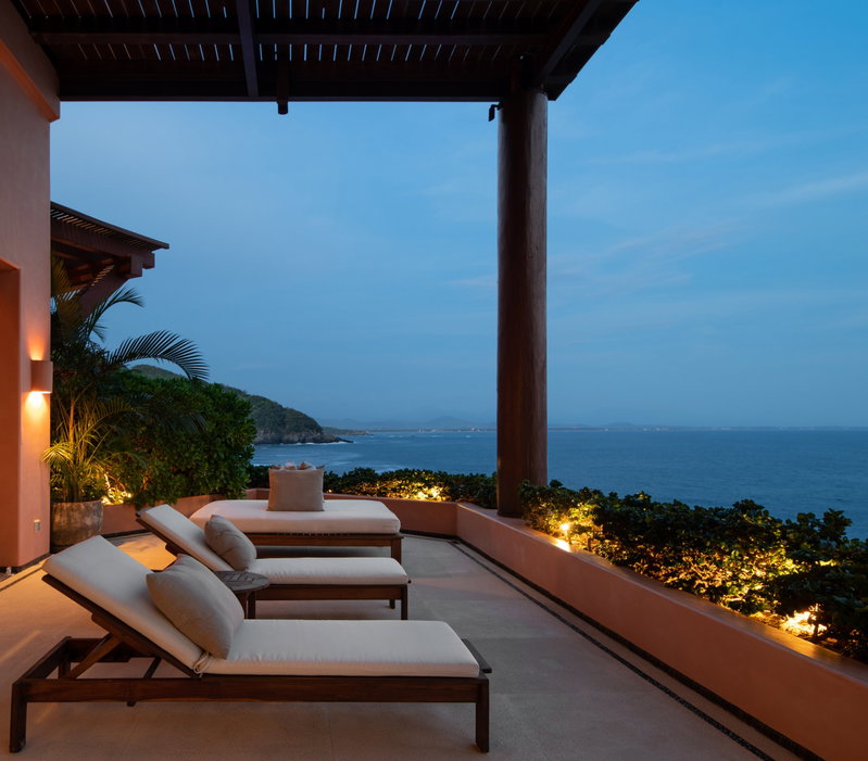 Oceanfront Dreaming, Zihuatanejo, Mexico, photo 18 of 21