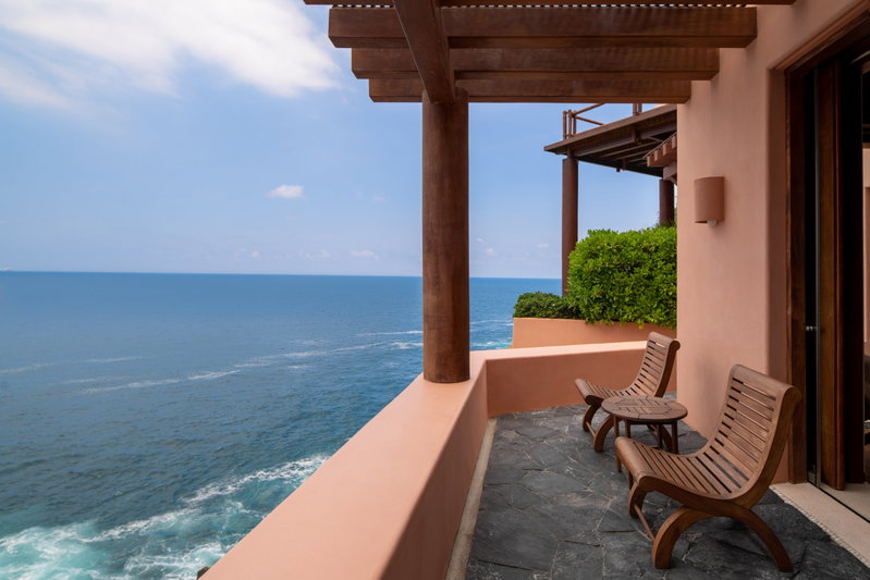 Oceanfront Dreaming, Zihuatanejo, Mexico, photo 8 of 21