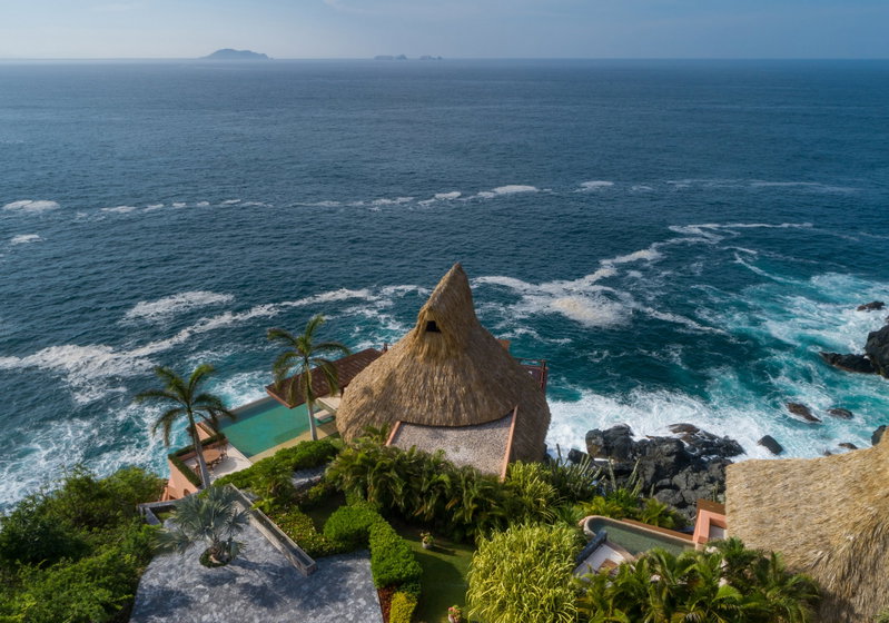 Oceanfront Dreaming, Zihuatanejo, Mexico, photo 17 of 21