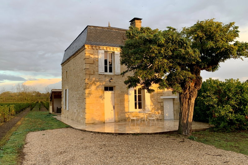 Beautiful Bordeaux, Saint-Émilion, France, photo 2 of 19