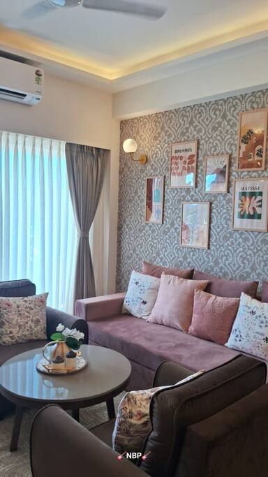 Niva | 2BHK | Pool | Wifi | Nr Beach