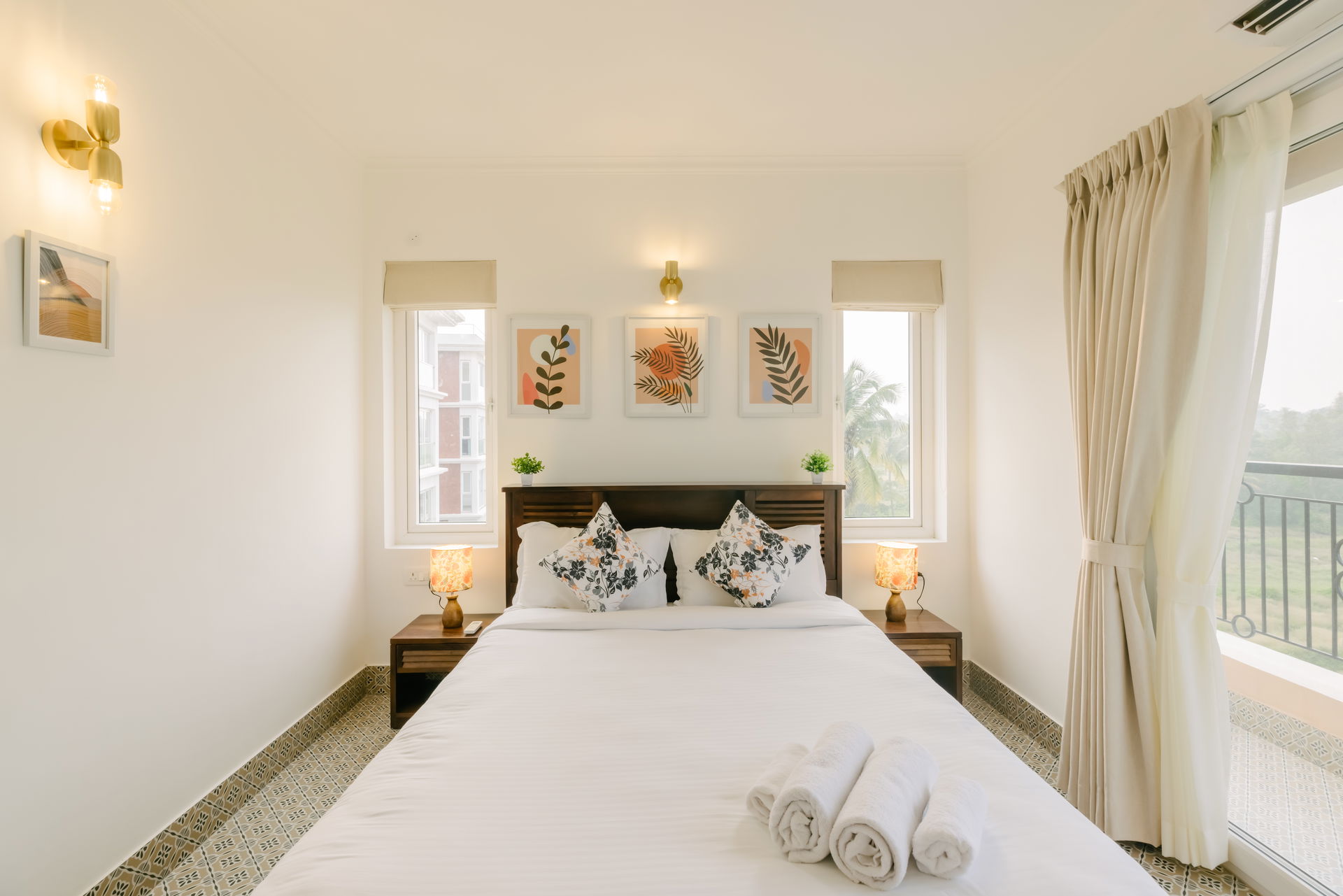 Horizon 1BHK Suite – Pool & Field View Da Alohas