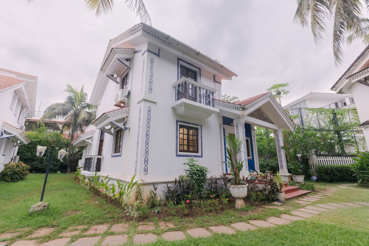 Arpora Lagoon Villa 3BR by Da Alohas /w Restaurant