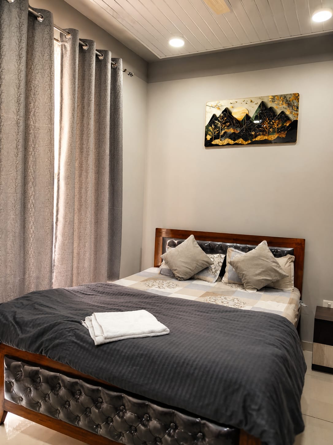 Flora By Casa Cove 1BHK Near Beach