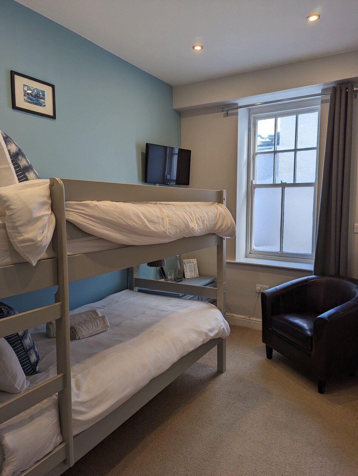 Room 3 (En-suite) - Cartref Guesthouse